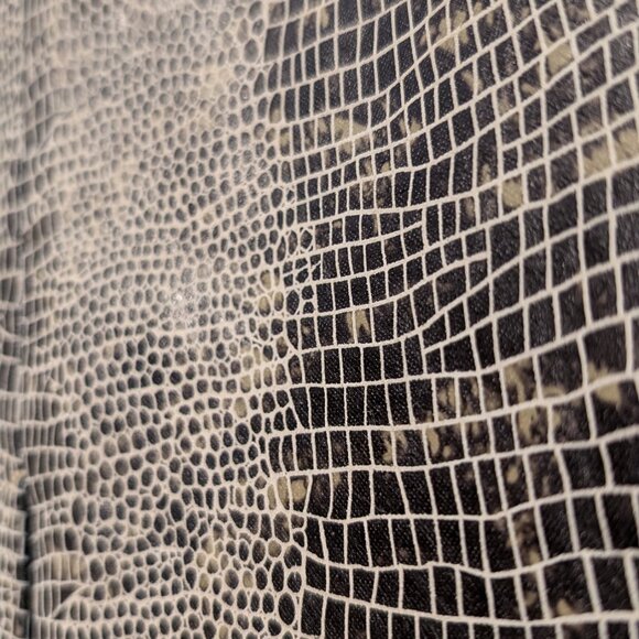 Plus size pencil skirt - Danier snakeskin print leather - Picture 6 of 10